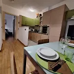 Tra E Montagna - Corte 77 公寓 *