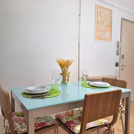 Near -300m To Station -ac Apartamento Valmadrera