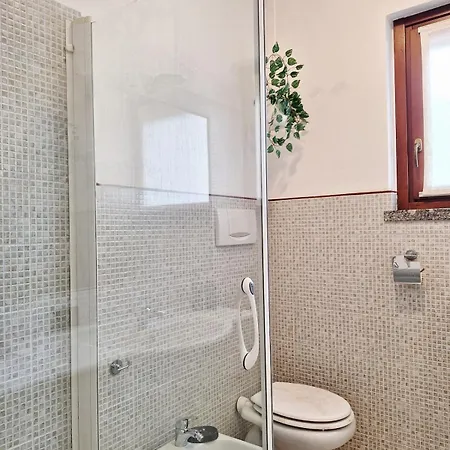 Tra E Montagna - Corte 77 شقة *