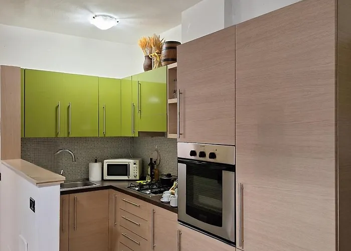 Tra E Montagna - Corte 77 شقة