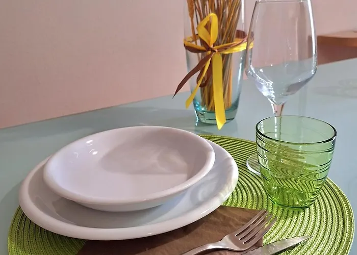 Tra E Montagna - Corte 77 *