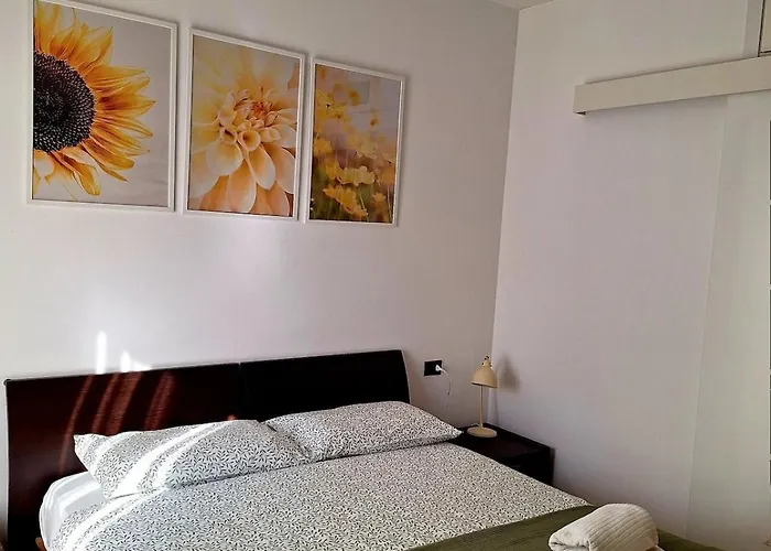 Tra E Montagna - Corte 77 شقة