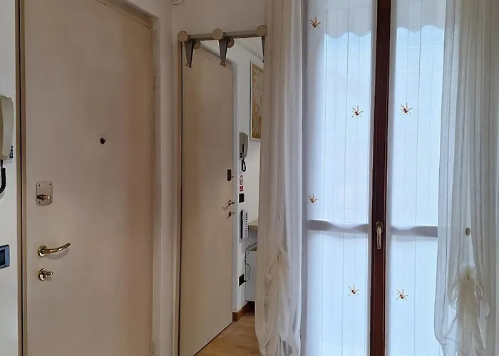 Tra E Montagna - Corte 77